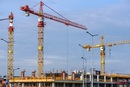 Chroniczna słabość finansowa polskich firm budowlanych przyczyną fali niewypłacalności w budownictwie